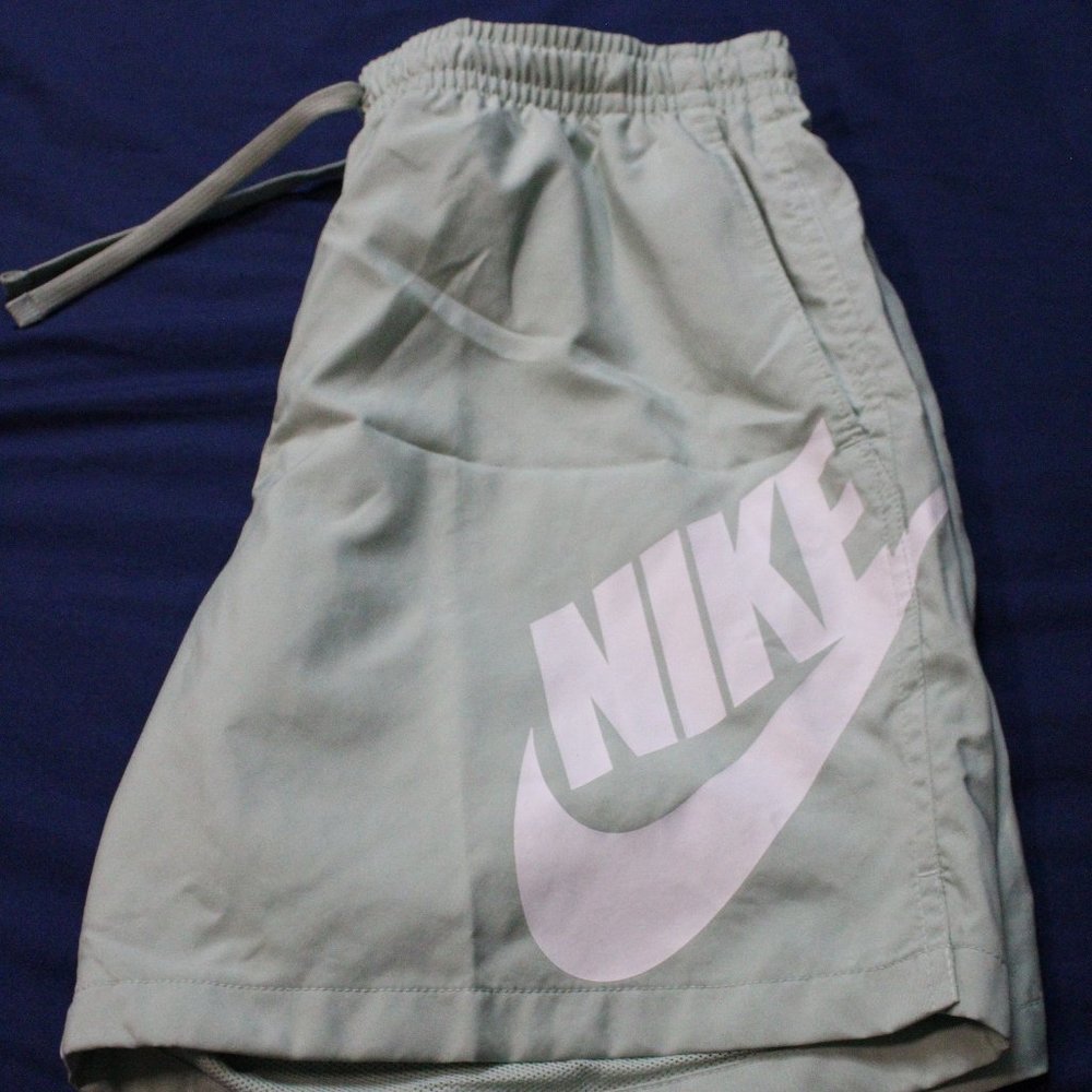 Men's Woven Shorts  Pistachio Frost/White